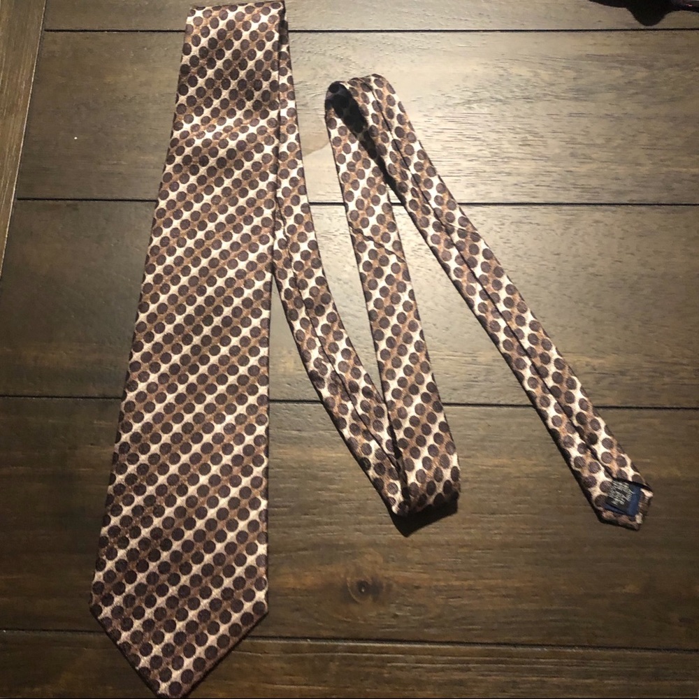 Carlos devenezia tie